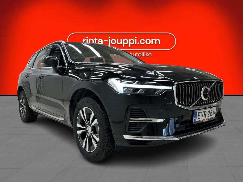 VOLVO XC60 2023