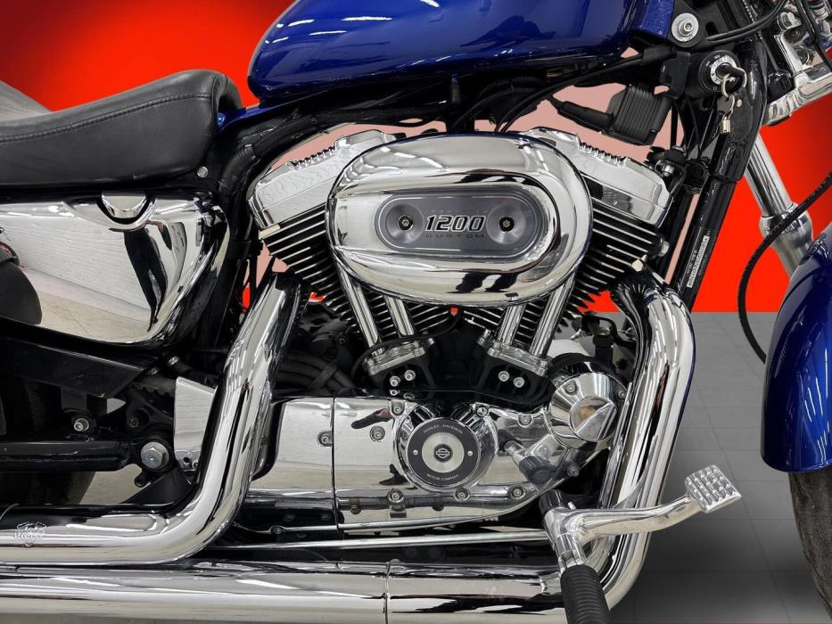 HARLEY-DAVIDSON SPORTSTER 2005