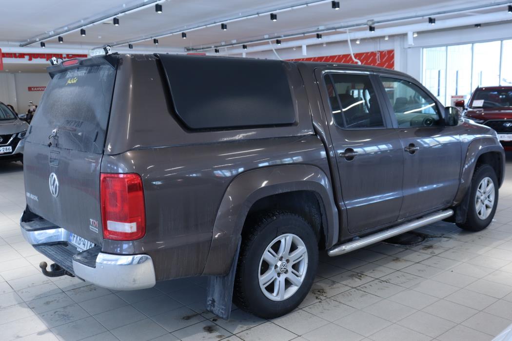 VOLKSWAGEN Amarok 2011