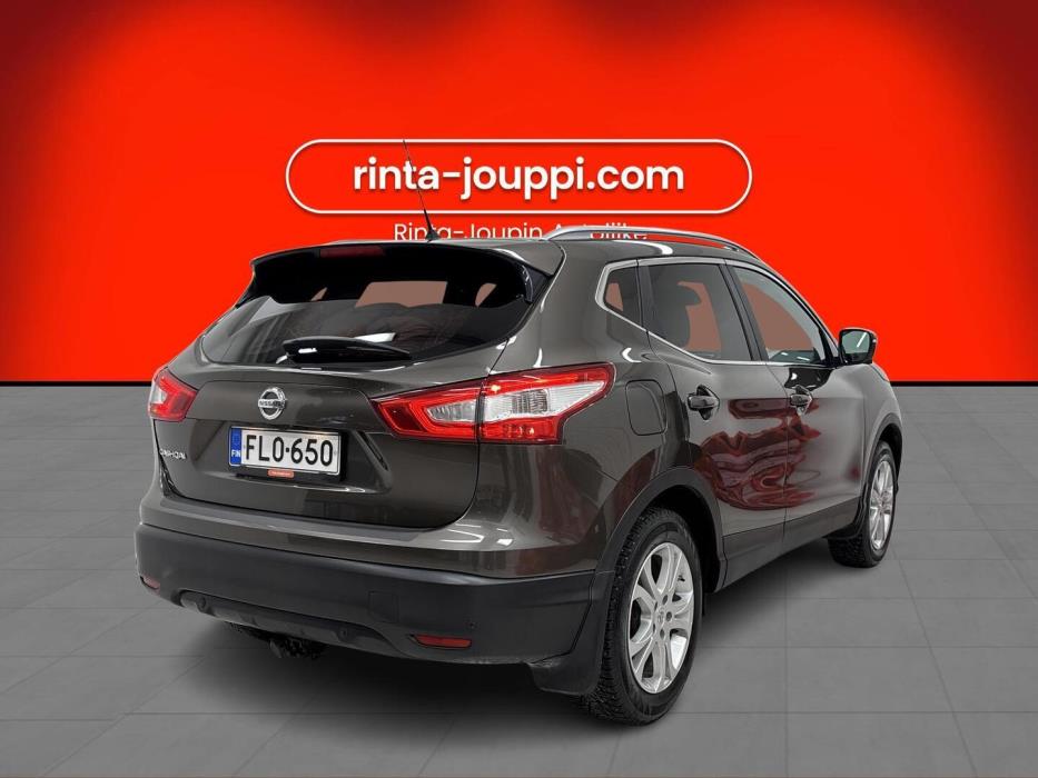 NISSAN Qashqai 2015
