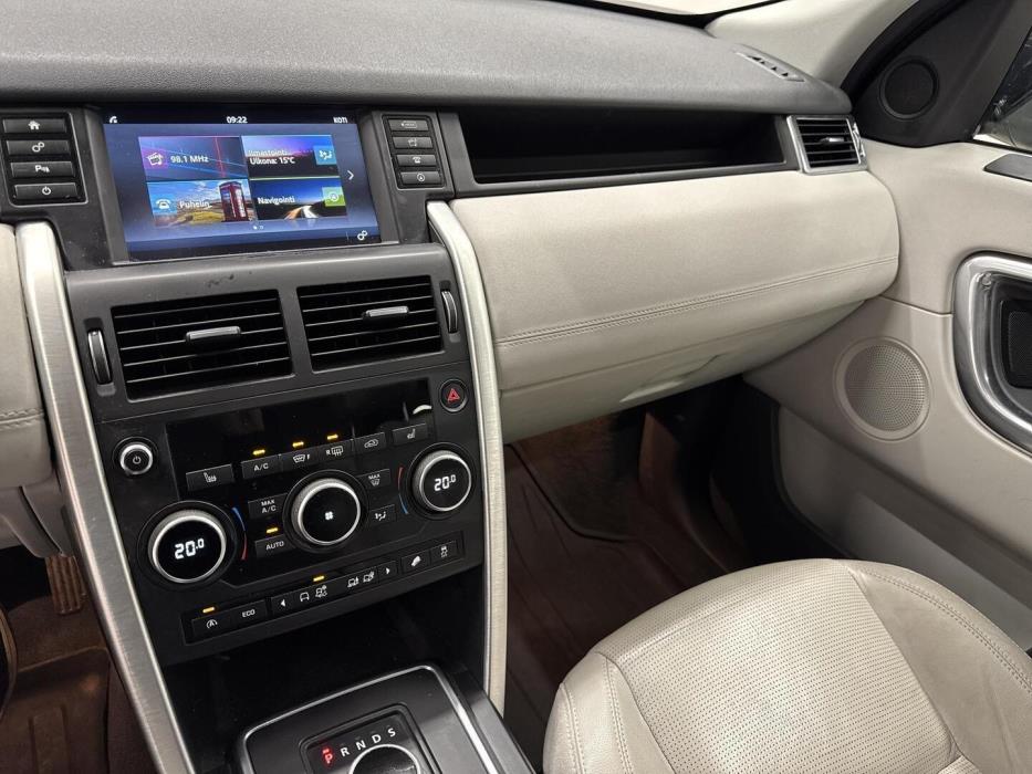 LAND ROVER Discovery Sport 2016