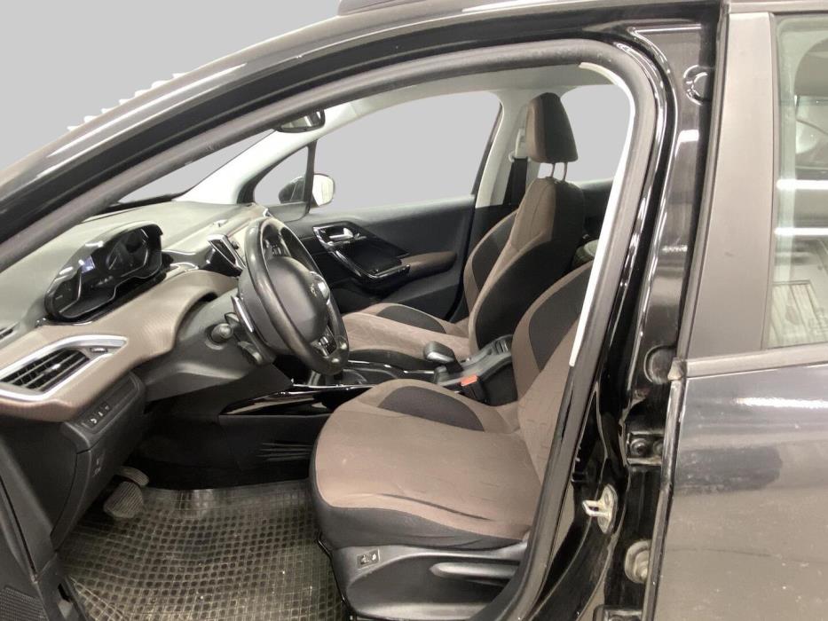 PEUGEOT 2008 2015