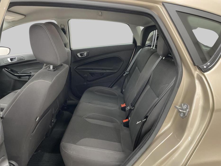 FORD Fiesta 2015