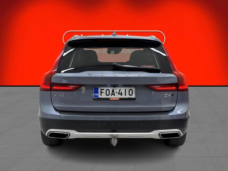 VOLVO V90 Cross Country 2020