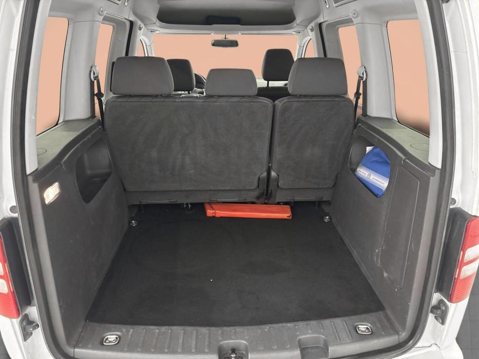 VOLKSWAGEN Caddy 2011