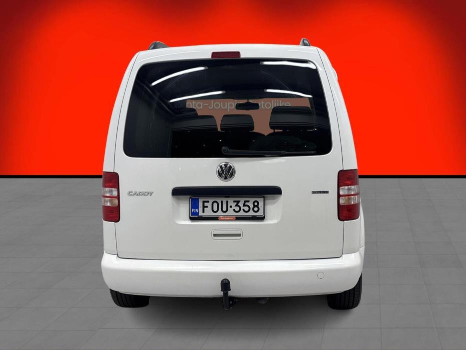 VOLKSWAGEN Caddy 2011