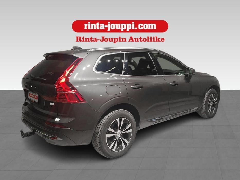 VOLVO XC60 2023