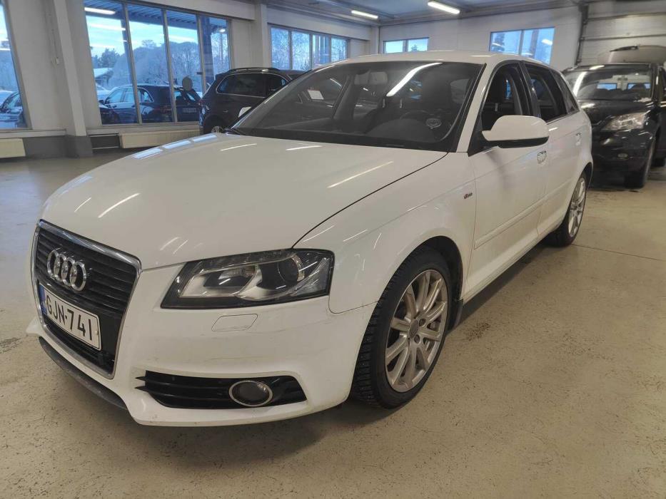 AUDI A3 2011