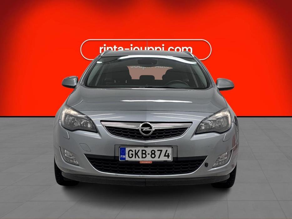 OPEL Astra 2012