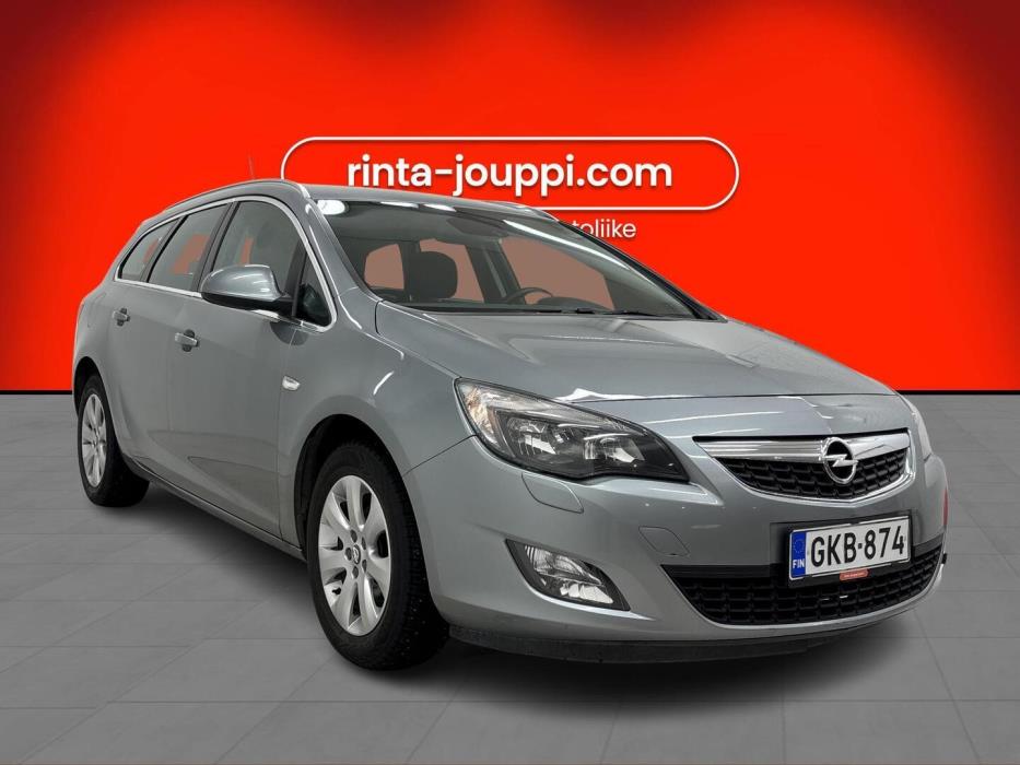 OPEL Astra 2012