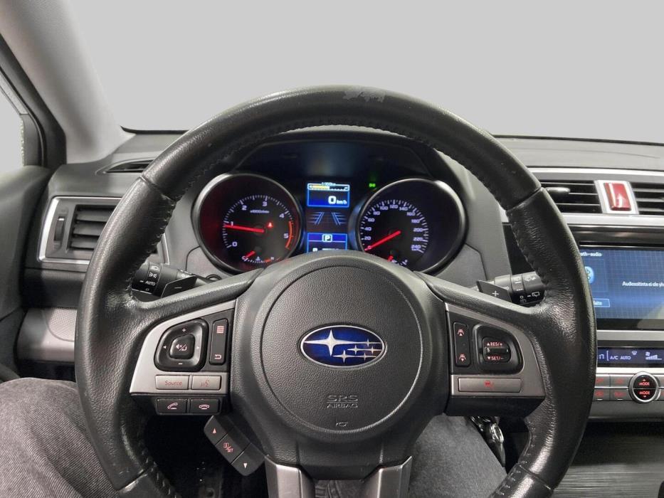 SUBARU Outback 2015