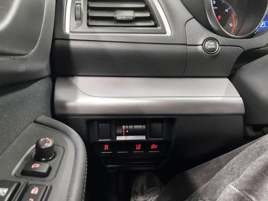 SUBARU Outback 2015