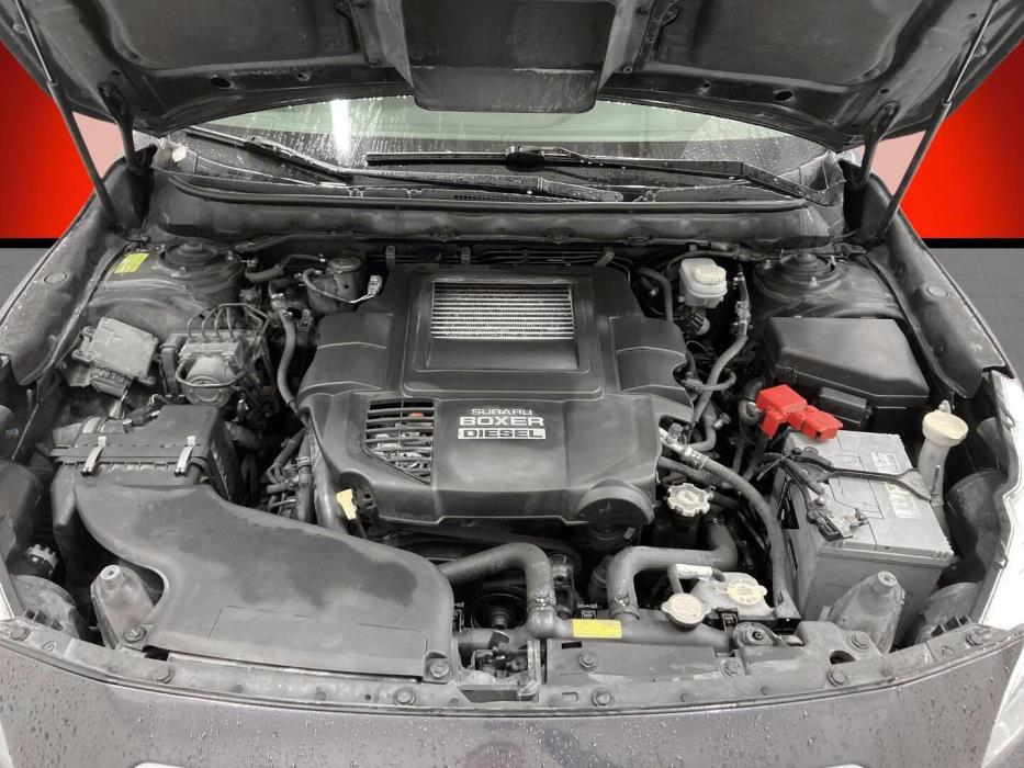 SUBARU Outback 2015