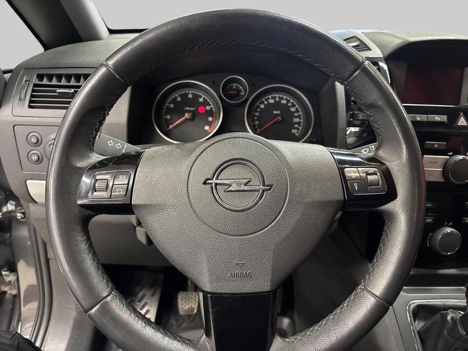 OPEL Zafira 2010