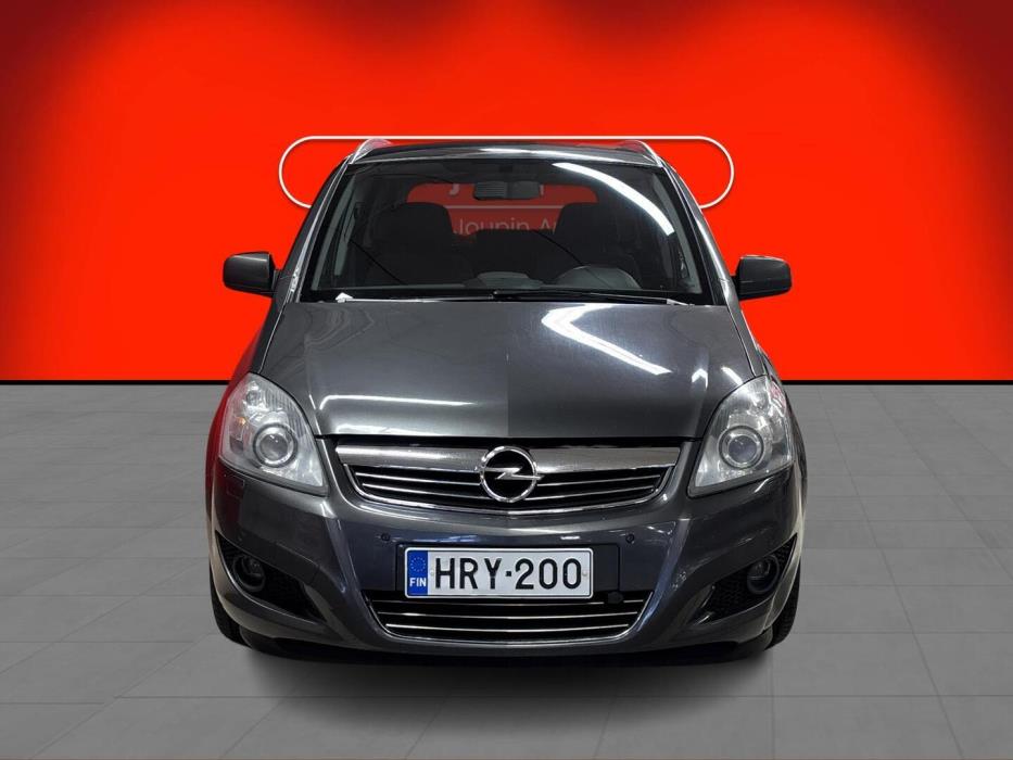 OPEL Zafira 2010