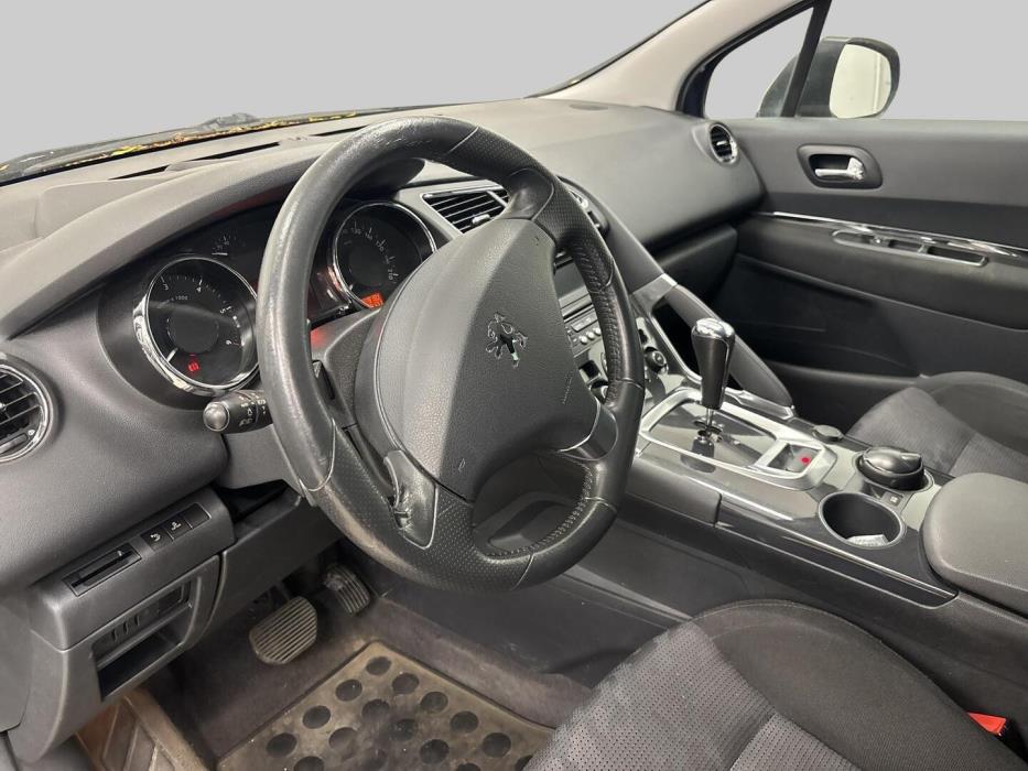 PEUGEOT 3008 2010