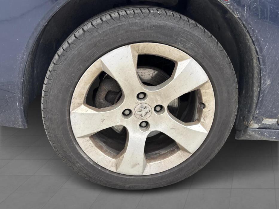 PEUGEOT 3008 2010