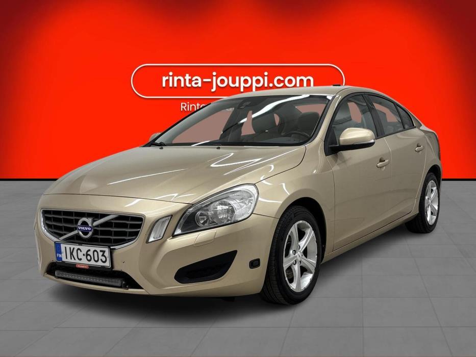 VOLVO S60 2011