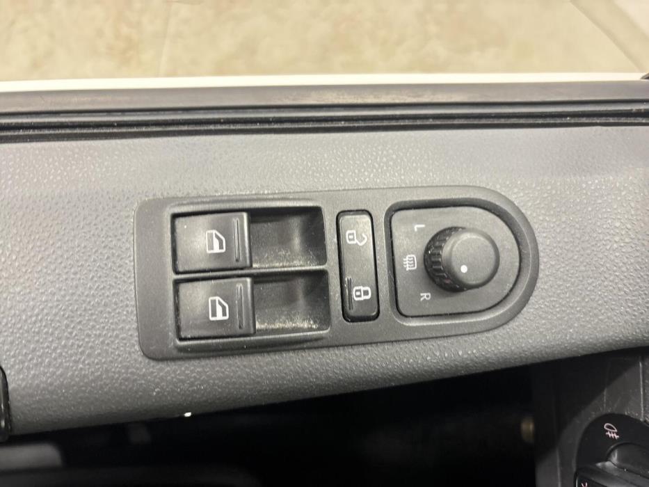 VOLKSWAGEN Caravelle 2014