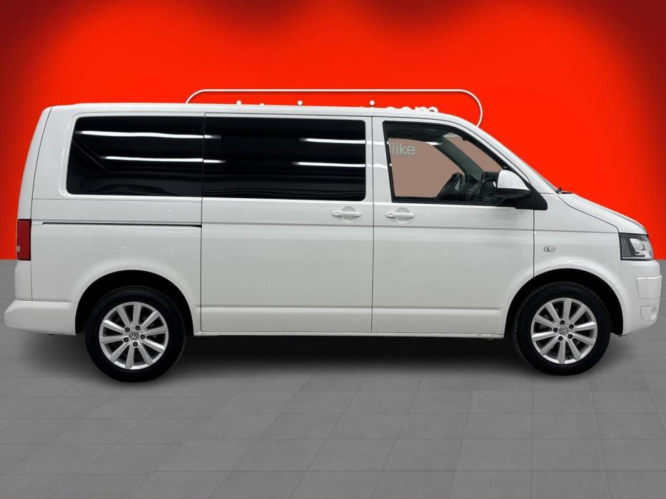 VOLKSWAGEN Caravelle 2014