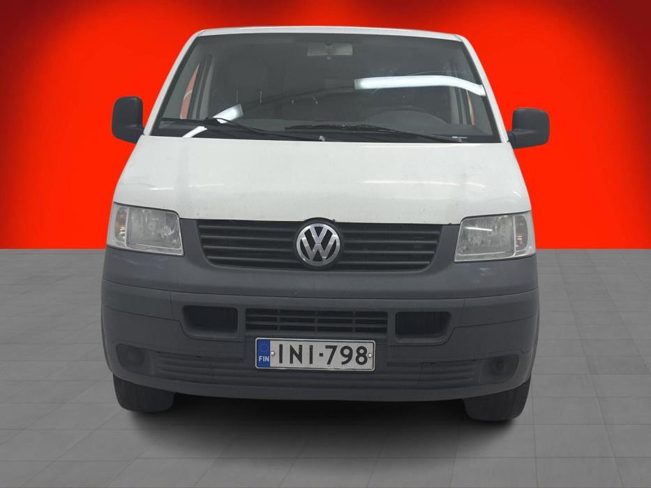 VOLKSWAGEN Transporter 2005