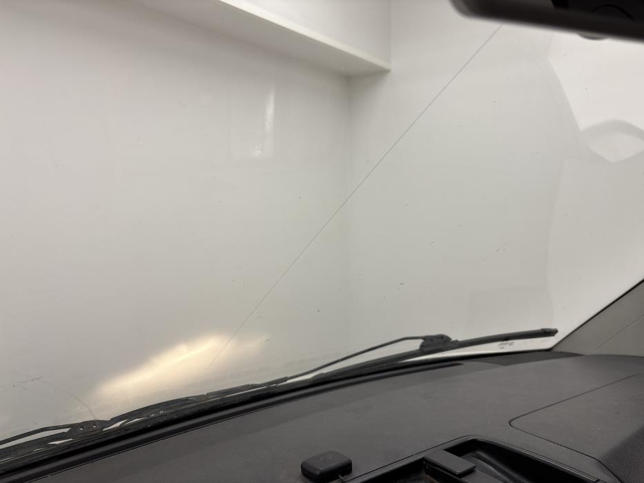 VOLKSWAGEN Transporter 2005