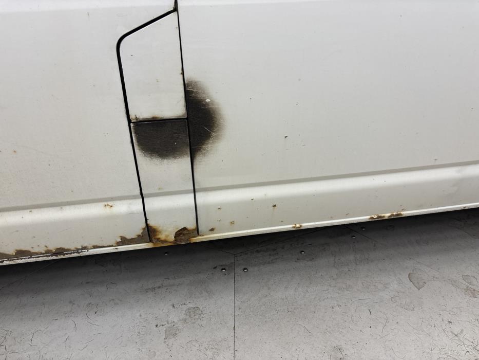 VOLKSWAGEN Transporter 2005