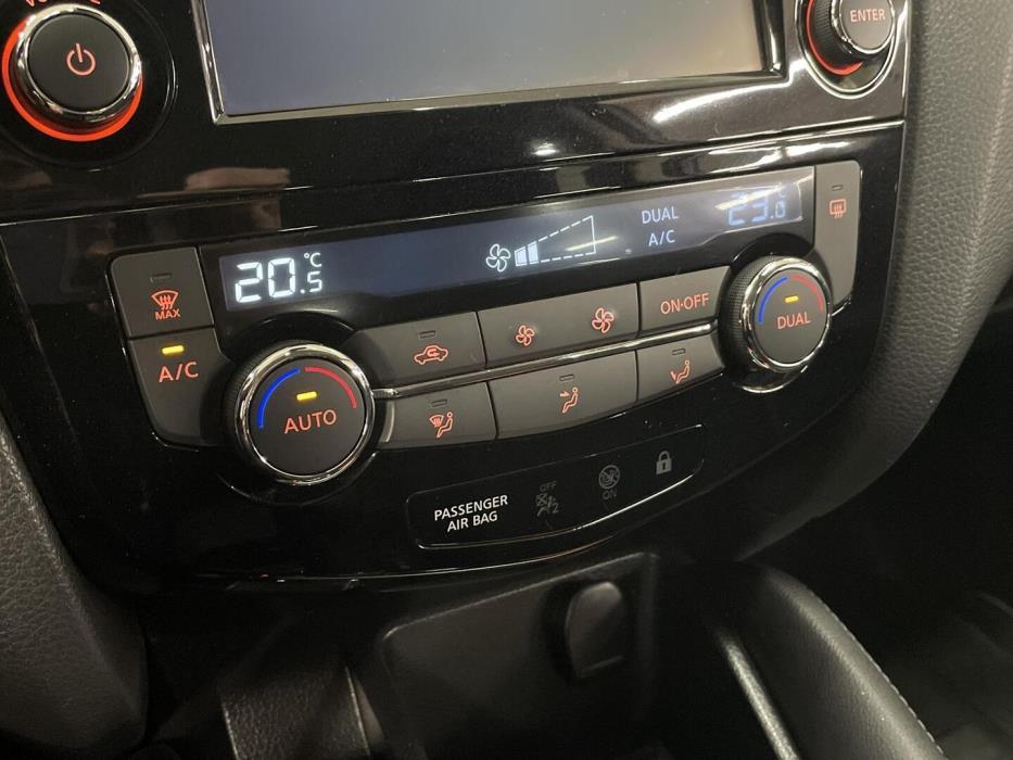 NISSAN Qashqai 2016