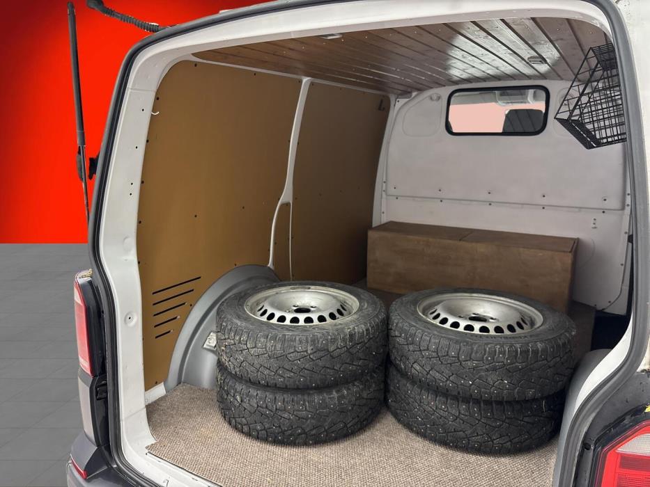 VOLKSWAGEN Transporter 2018
