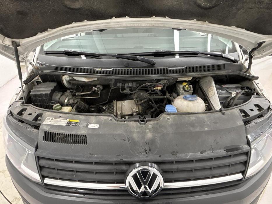 VOLKSWAGEN Transporter 2018