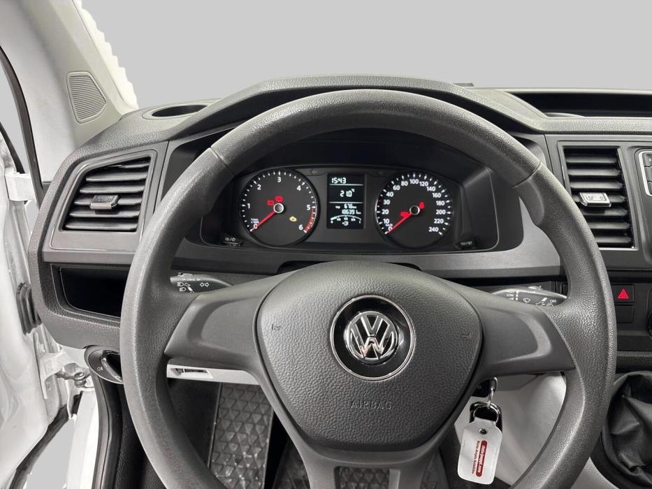VOLKSWAGEN Transporter 2018