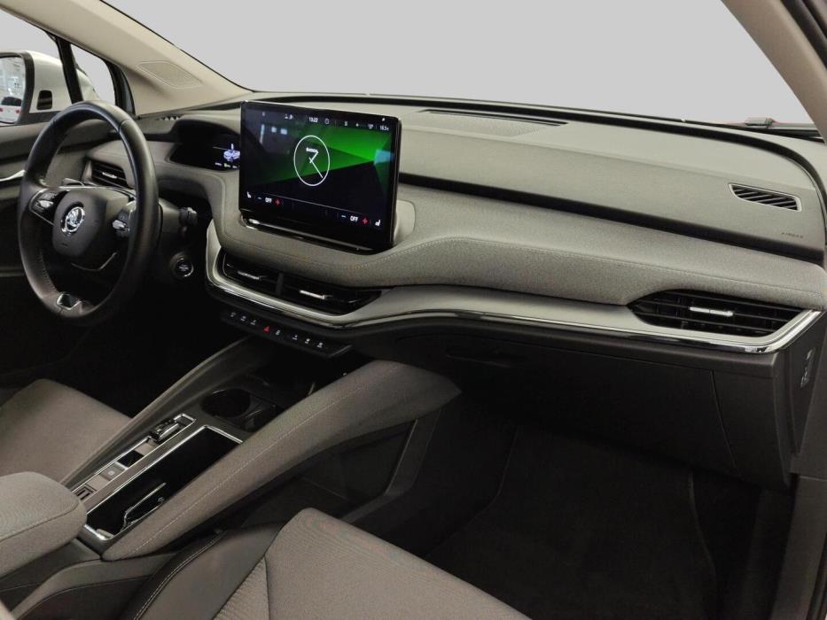 SKODA Enyaq 2023