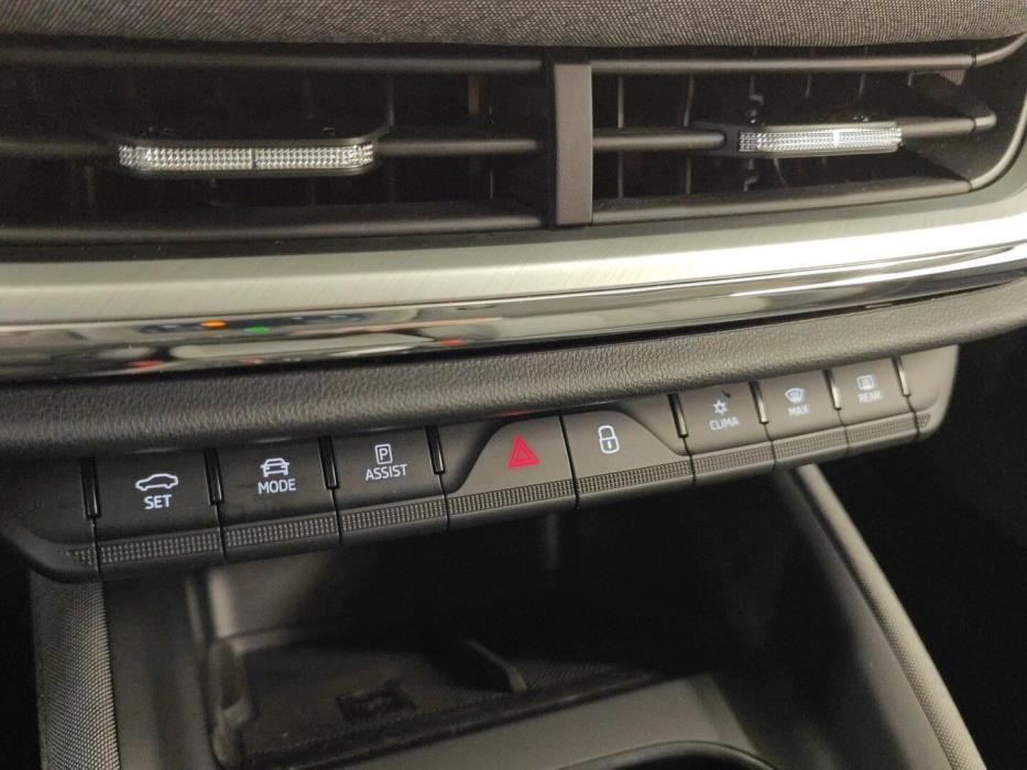 SKODA Enyaq 2023