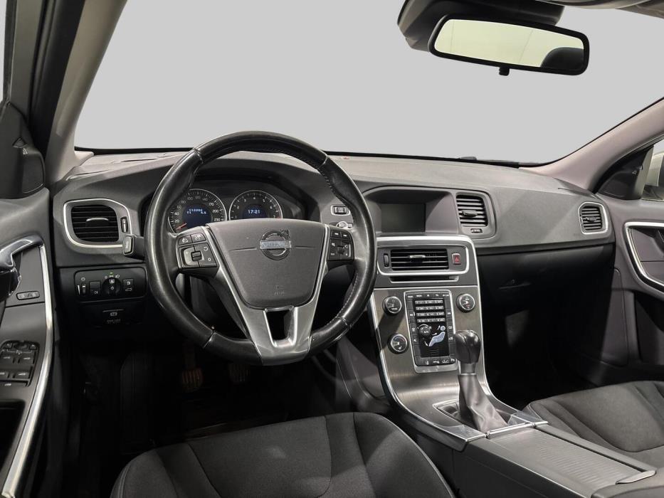 VOLVO S60 2012