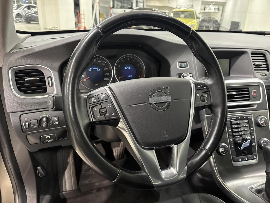 VOLVO S60 2012