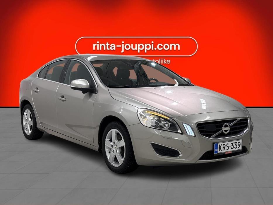 VOLVO S60 2012