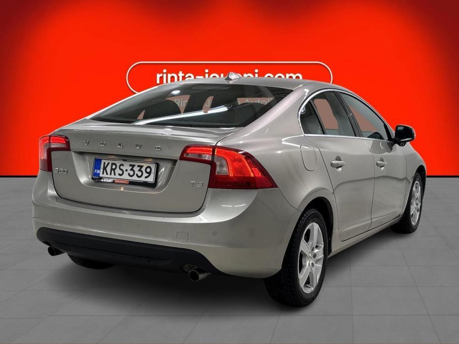 VOLVO S60 2012