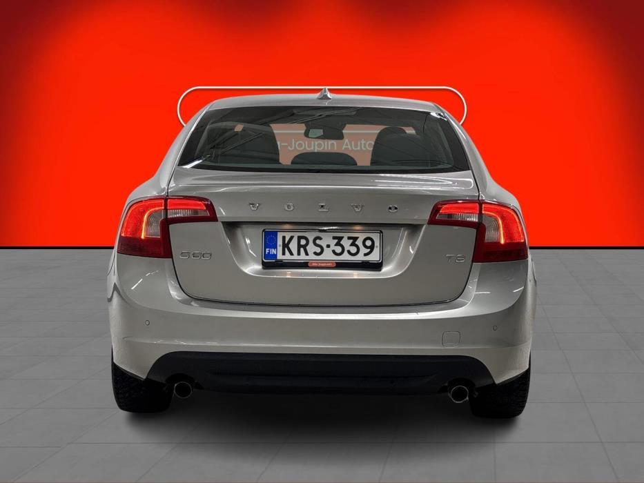 VOLVO S60 2012