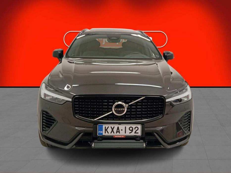 VOLVO XC60 2022