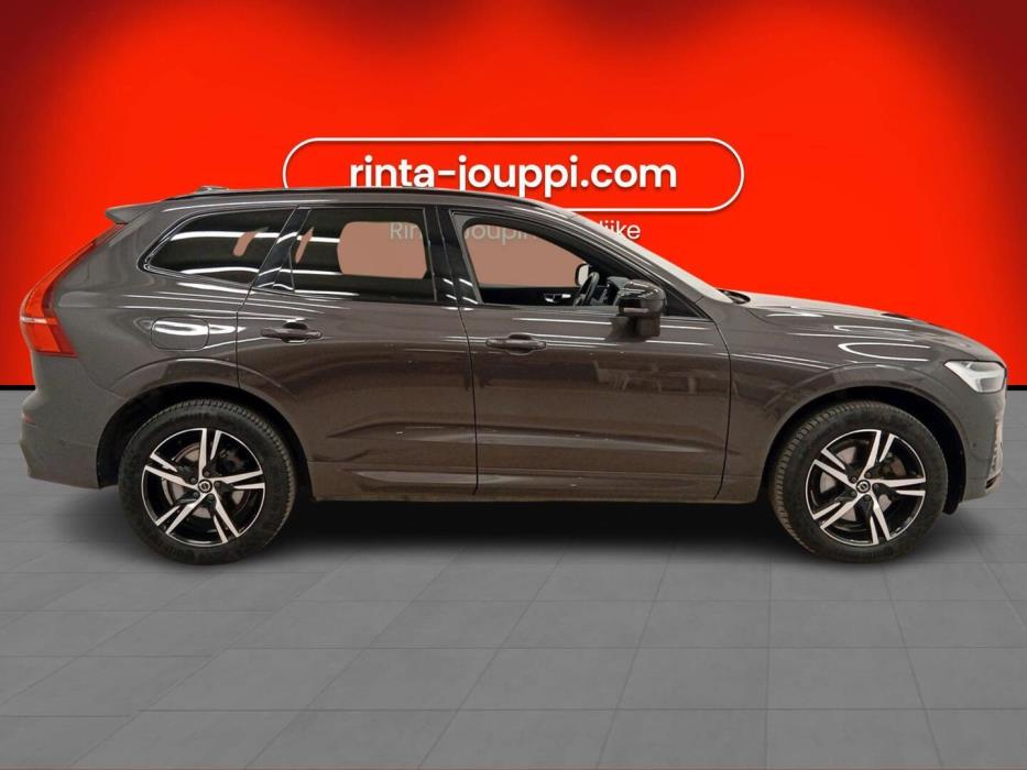 VOLVO XC60 2022
