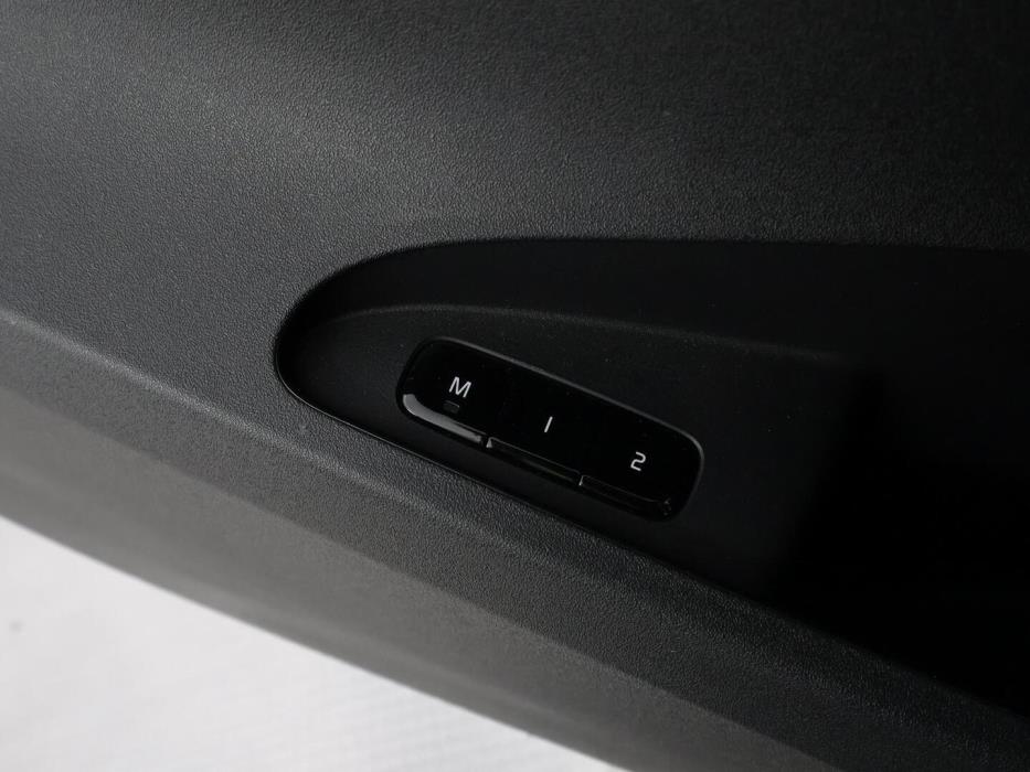 POLESTAR 2 2024