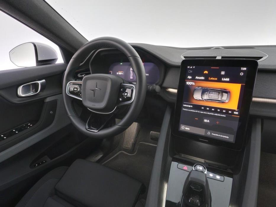 POLESTAR 2 2024