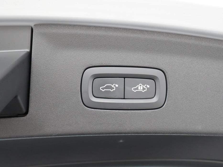 POLESTAR 2 2024