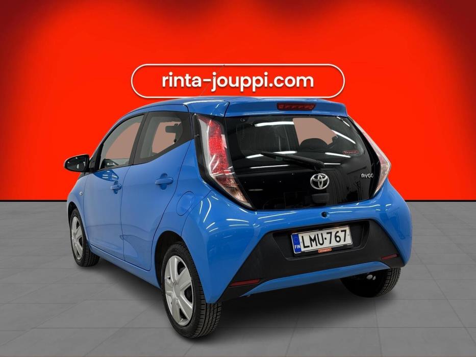 TOYOTA AYGO 2015