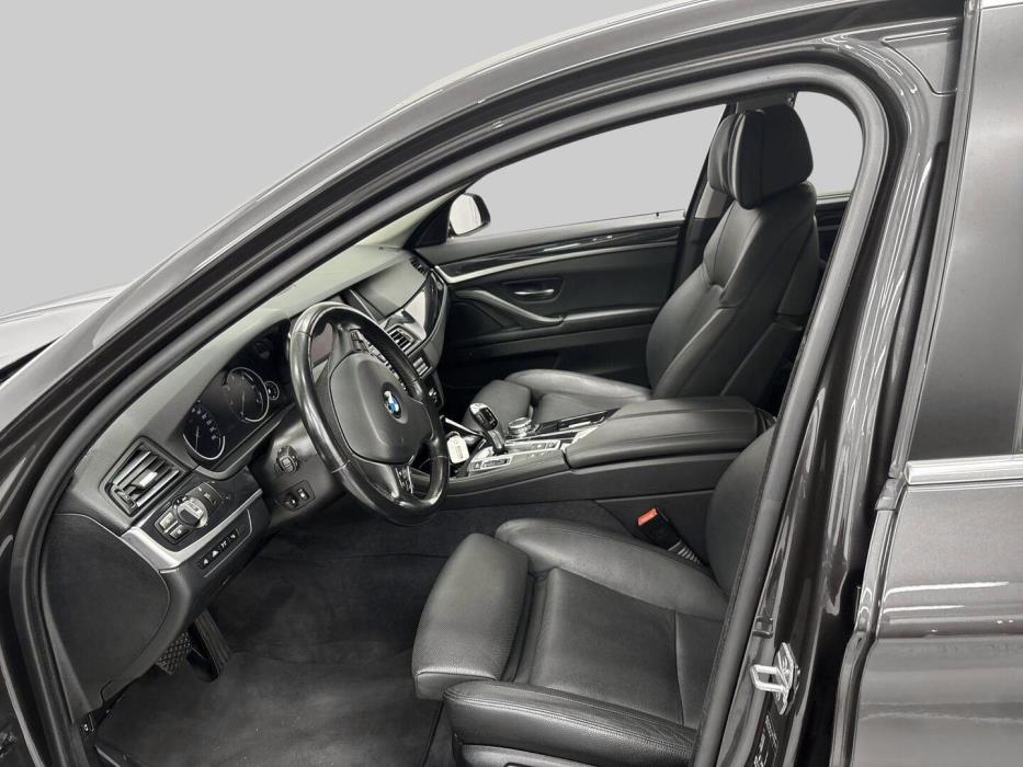 BMW 525 2016