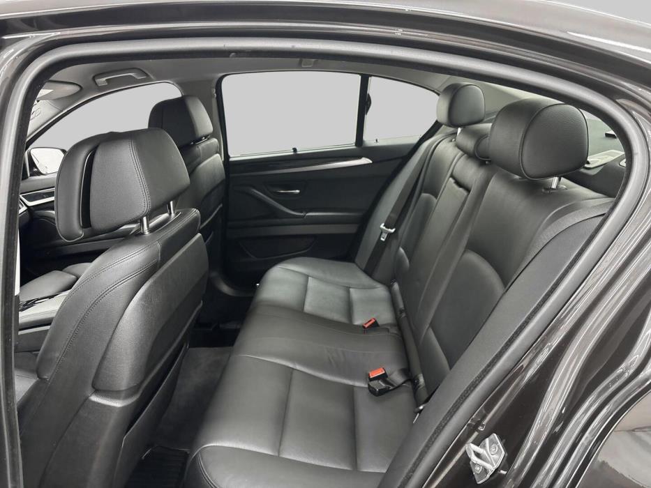 BMW 525 2016