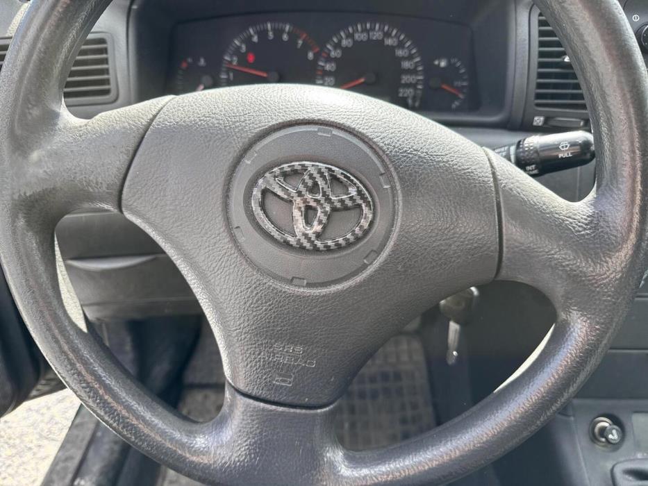 TOYOTA Corolla 2004