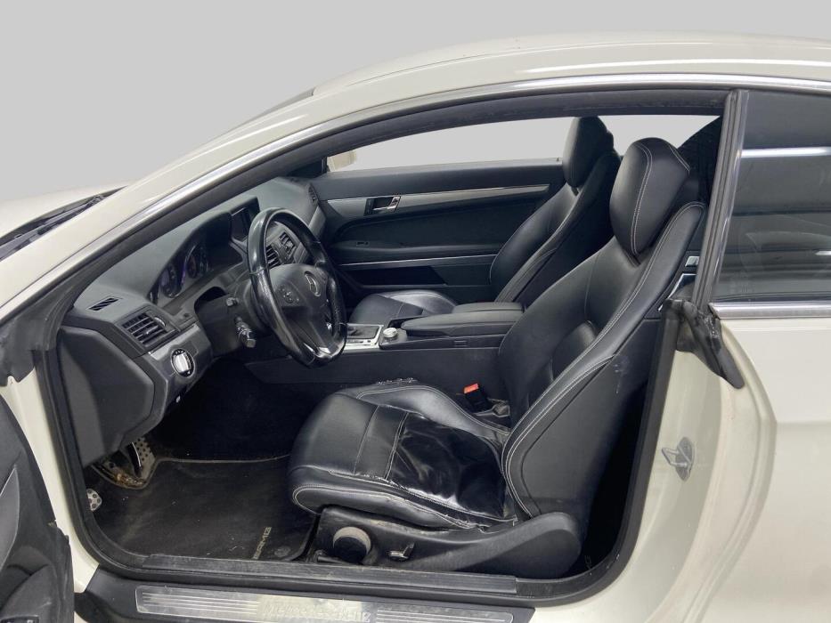 MERCEDES-BENZ E 2010