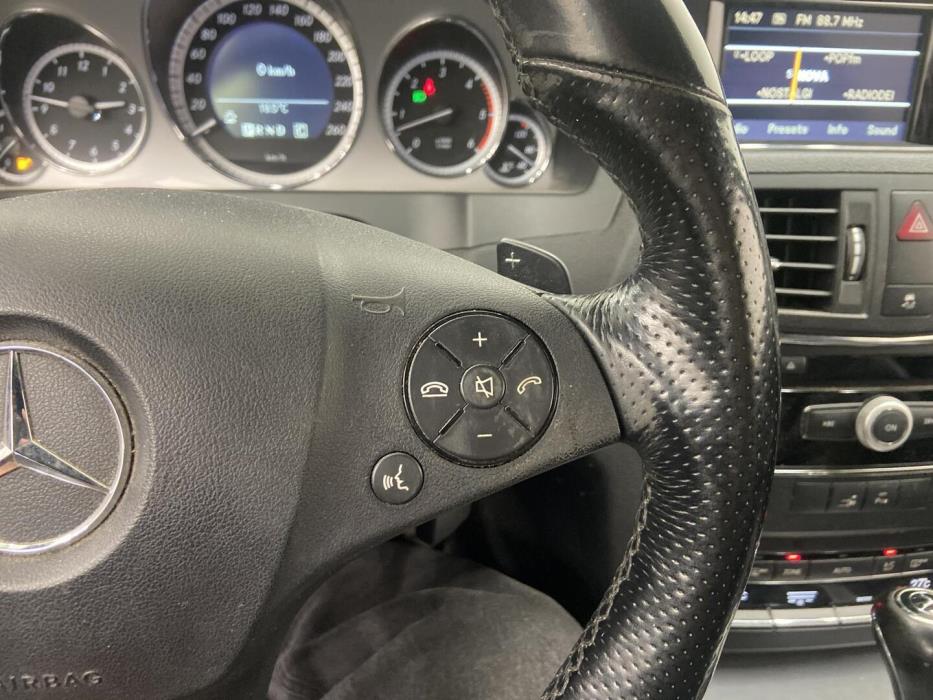 MERCEDES-BENZ E 2010