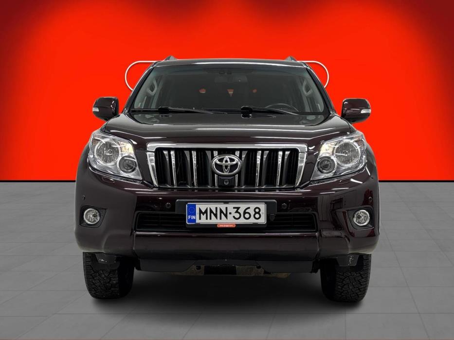 TOYOTA Land Cruiser 2011